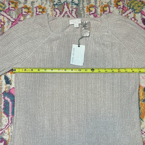 Barefoot Dreams CozyChic Lite Rib Blocked Pullover In Silver Ice NWT Size Large - Picture 11 of 12
